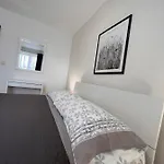 Quiet Apartment-free Parking Daire