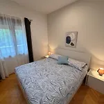 Quiet Apartment-free Parking Daire