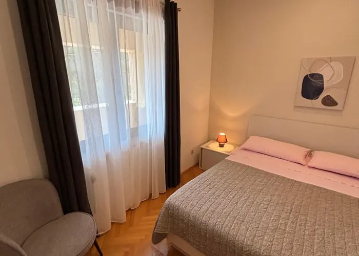 Lejlighed Quiet Apartment-free Parking