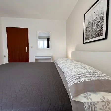Quiet Apartment-free Parking Апартаменты *