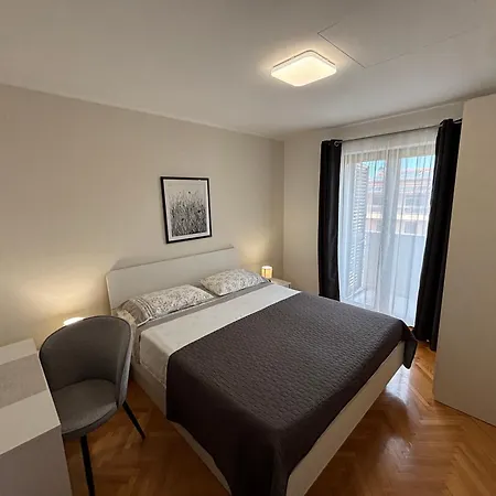 Quiet Apartment-free Parking Апартаменты Ровинь