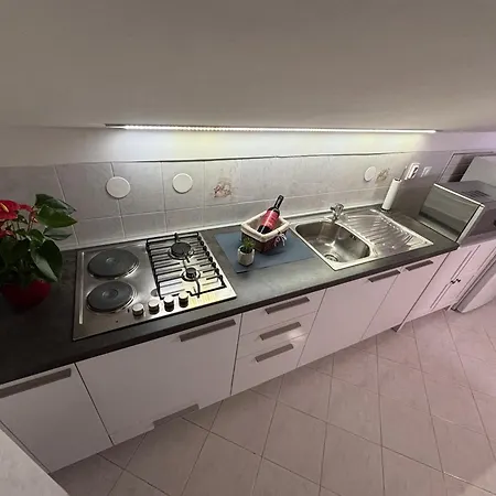 Quiet Apartment-free Parking Апартаменты *